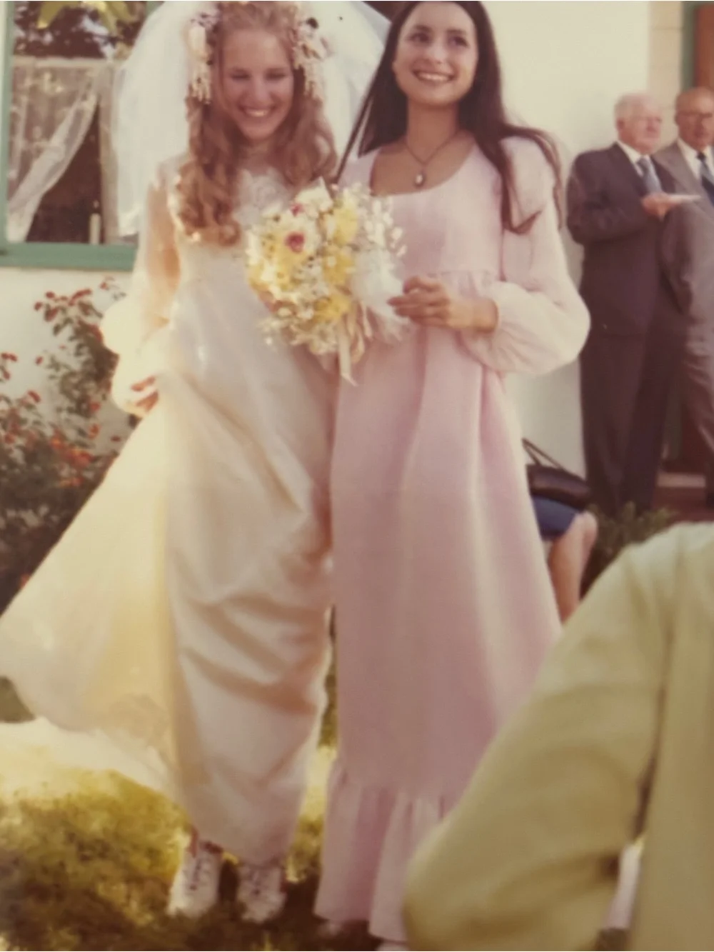 1971 Vintage Wedding Dress Vacuum packed box